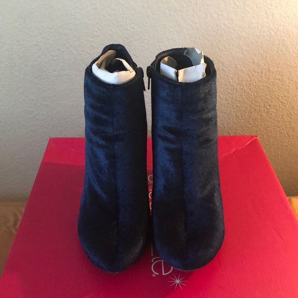 Blue Velvet ankle boots - Picture 6 of 8